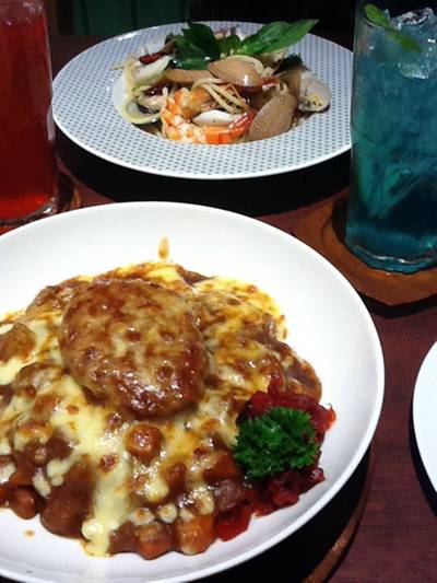 ร้านอาหาร On the table tokyo café Central World