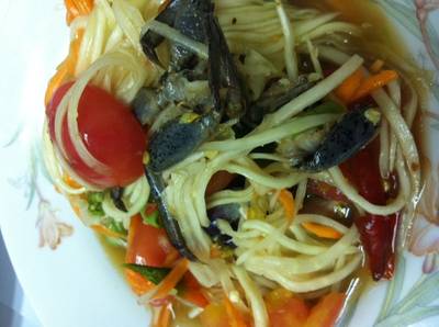 ส้มตำป้าแดง สามย่าน ที่ ร้านอาหาร ส้มตำป้าแดง สามย่าน (เจ๊แดง)
