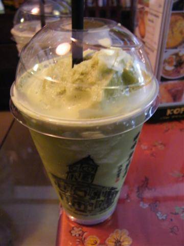 ชาเขียวปั่น ที่ ร้านอาหาร โกปี๊ เดอ ภูเก็ต