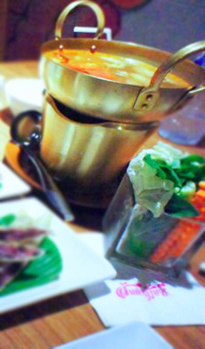 ต้มแซ่บกระดูกอ่อน ที่ ร้านอาหาร ส้มตำมั๊ยซ์