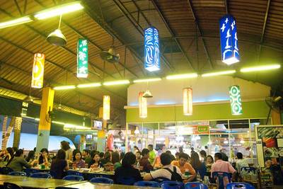 บรรยากาศร้าน โปร่งๆดี ที่ ร้านอาหาร Family หมูกระทะ