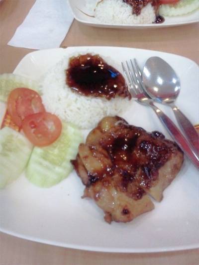 ข้าวหน้าไก่เทริยากิ ที่ ร้านอาหาร Chester's Grill Central World