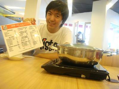 ผมเองคร้าบบ ที่ ร้านอาหาร Shabu Ken ทองหล่อ ซ. 9