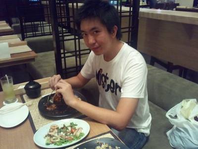 หม่ำๆ ที่ ร้านอาหาร Yura An Café