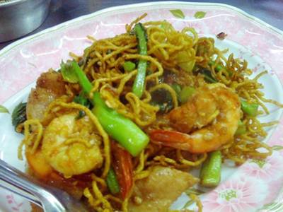 ร้านอาหาร ราดหน้าสูตร 40 ปี