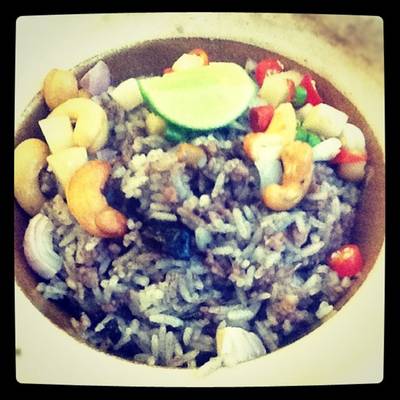 ข้าวผัดหนำเลี๊ยบหมูสับหม้อดิน ที่ ร้านอาหาร สีฟ้า ทองหล่อ