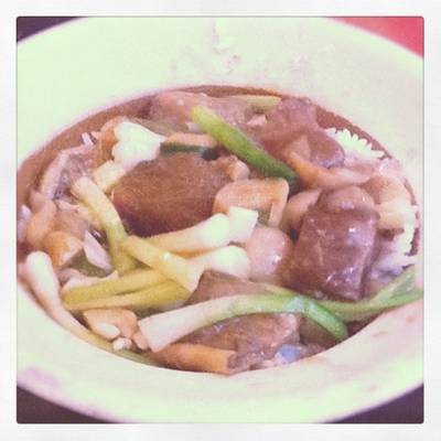 ข้าวหน้าไก่ ที่ ร้านอาหาร สีฟ้า ทองหล่อ