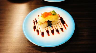 ซูชิกั้ง ที่ ร้านอาหาร Heiroku Sushi Digital Gateway