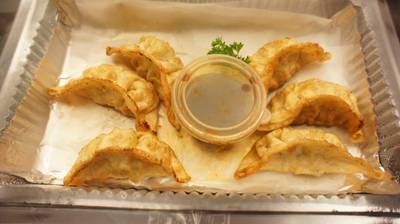 เกี๊ยวซ่าทอด ที่ ร้านอาหาร Fuji Restaurant The Avenue แจ้งวัฒนะ