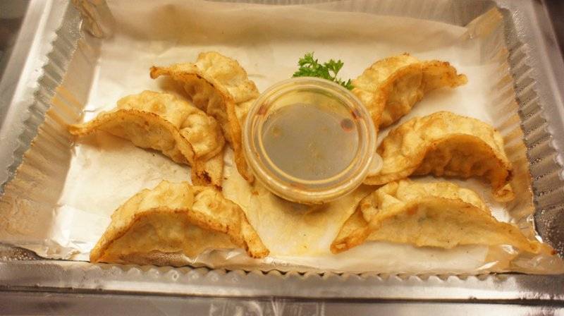 เกี๊ยวซ่าทอด ที่ ร้านอาหาร Fuji Restaurant The Avenue แจ้งวัฒนะ