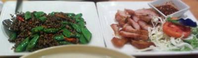 คอหมูย่าง ที่ ร้านอาหาร บ้านหญิง สยามสแควร์