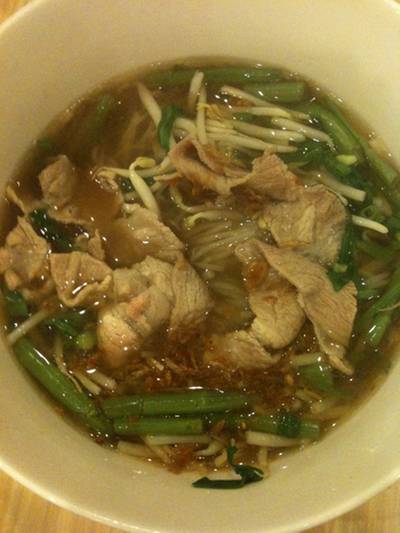 ร้านอาหาร โต๊ะเตี๋ยวตุ๋น
