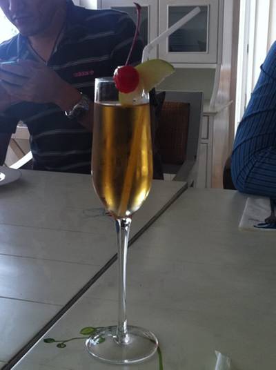 Apple Juice ที่ ร้านอาหาร Pandanus Bar Bistro