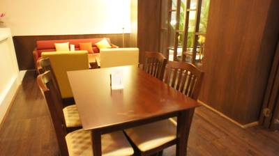 ร้านอาหาร พันโคม
