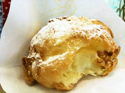 แบบดั้งเดิม หม่ำได้ทุกคน :) ที่ ร้านอาหาร Beard Papa's Paradise Park