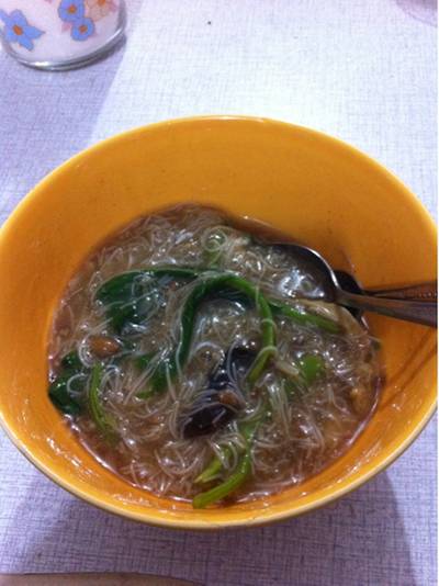 ร้านอาหาร ราดหน้าเจ๊อ้วน