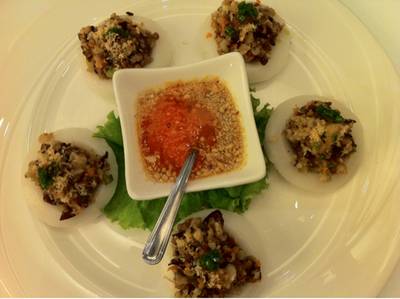 ขนมครก @ T.House ที่ ร้านอาหาร T.House K-Village ขนมครก @ T.House ที่ ร้านอาหาร T.House K-Village