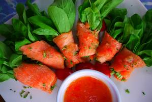 SALMON ROLLS จานนี้ห้ามพลาดเด็ดขาด!!! ที่ ร้านอาหาร My Collection SALMON ROLLS จานนี้ห้ามพลาดเด็ดขาด!!! ที่ ร้านอาหาร My Collection