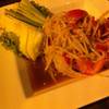 ส้มตำปูปลาร้า  ที่ ร้านอาหาร BeeGin บีกิน