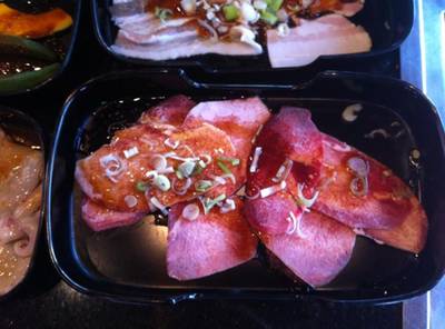 ลิ้นวัวไม่เหนียวหนึบเคี้ยวง่าย ที่ ร้านอาหาร Elite Grill Bar K-Village