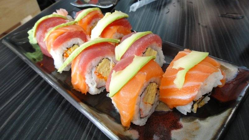 Rainbow rolls ที่ ร้านอาหาร Sushi Masa ราชเทวี