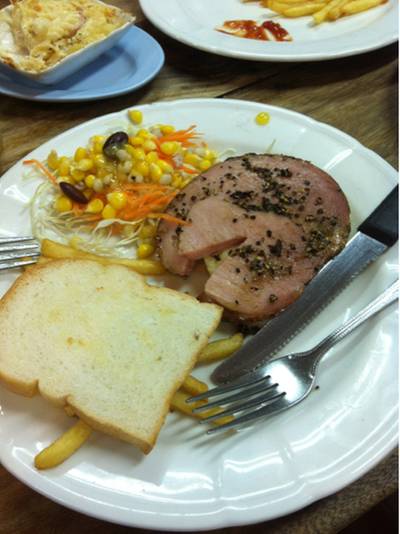 อร่อยที่สุดเลยอ่ะ ที่ ร้านอาหาร T&N Steak House