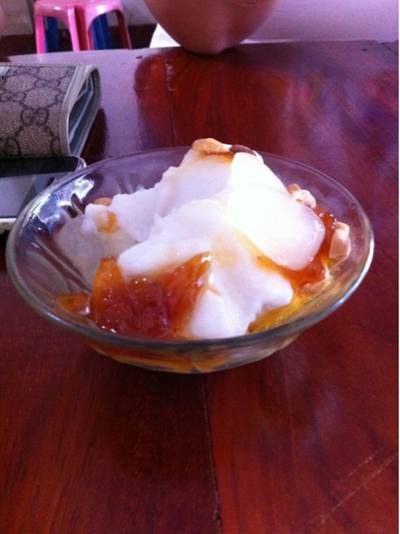 ร้านอาหาร พรชัยไอติมกะทิสด