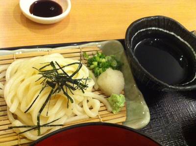 อุด้งเย็นที่มากับเซ็ต ที่ ร้านอาหาร Wasabi-An