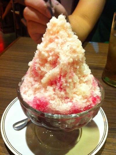 ของหวาน น้ำแข็งไสถั่วแดง ที่ ร้านอาหาร Akiyoshi พระโขนง