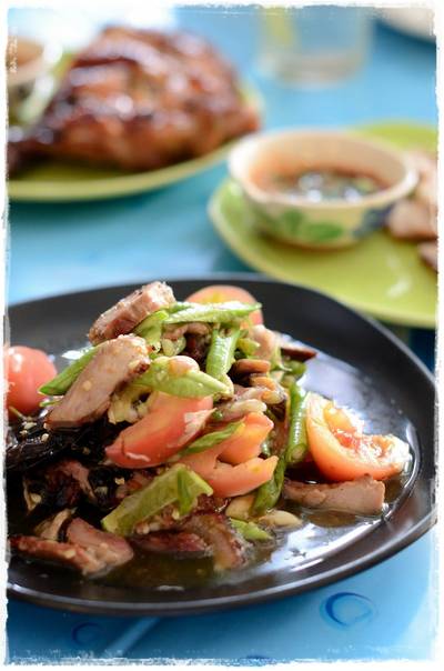 ร้านอาหาร หมูตกครก