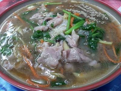 ราดหน้าเต้าซี่ ที่ ร้านอาหาร ครัวแม่วิภา เซ็นต์หลุยส์