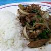 เป็ดผัดกระเทียมพริกไทยดำ ที่ ร้านอาหาร ครัวแม่วิภา เซ็นต์หลุยส์