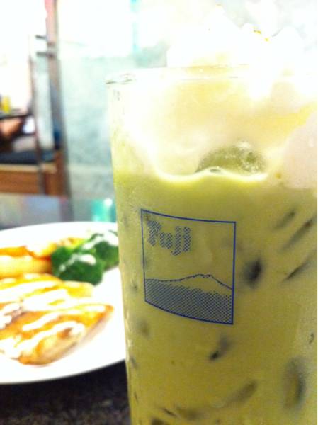ชาเขียวเจลลี่. เริ่ดเชียว! ที่ ร้านอาหาร Fuji Restaurant Central Bangna