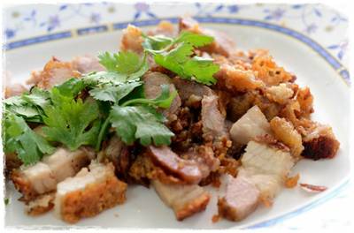 ร้านอาหาร ขาหมูเมืองทอง