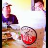 ลาเต้เย็น ฟองนุ่มๆ แหล่มจริงๆ ที่ ร้านอาหาร Coffee Bus & B2 Carwash