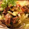 สลัดเนื้อ 120 บาท ที่ ร้านอาหาร บ้านต้นปาล์ม (House Of Palm)