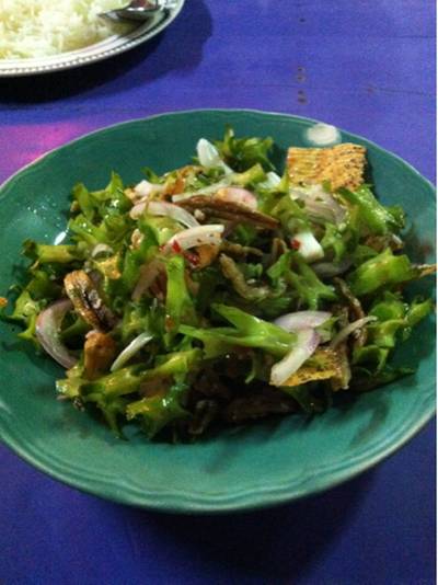 ร้านอาหาร โรจน์ ซีฟู้ด