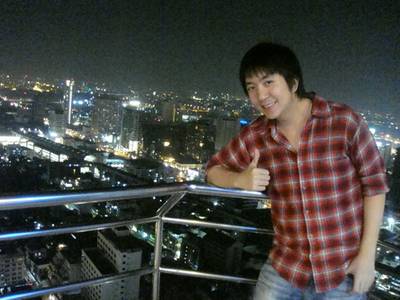 อิ่มแล้วค่อยมาชมวิวสวยๆ บนด่านฟ้าของห้องอาหาร ^^ ที่ ร้านอาหาร Sky Lounge Baiyoke 1