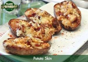 ของทานเล่นแบบไอริช Potato Skin ที่ ร้านอาหาร ฟลาน โอเบรียนส์ ไอริชผับ