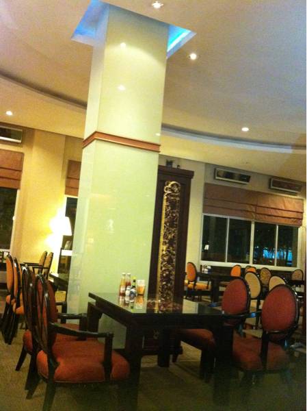 ร้านอาหาร The Café Teria Atrium Boutique Resort Hotel