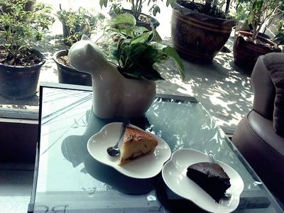 บรรยากาศในร้าน^^ ที่ ร้านอาหาร Book Kof