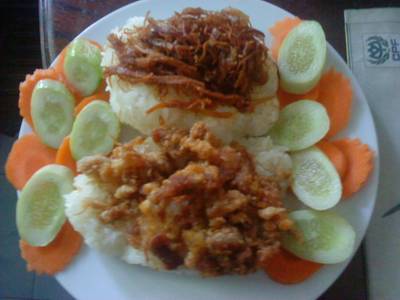 ว้าวๆ ที่ ร้านอาหาร ข้าวเหนียวหมูทอด