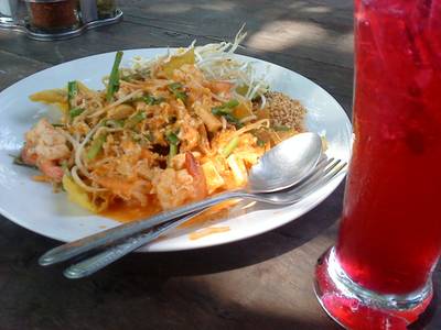 ร้านอาหาร โกดัง