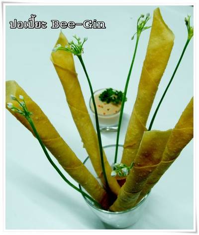 ปอเปี๊ยะบีกิน ที่ ร้านอาหาร Bee Gin