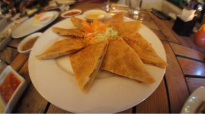 ลิงหมายจันทร์ ที่ ร้านอาหาร MONKEY CLUB