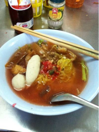 เย็นตาโฟรสเด็ด พิสูจน์จากระยะเวลาเปิดกิจการกว่า40ปี ที่ ร้านอาหาร เย็นตาโฟ 300 ห้อง
