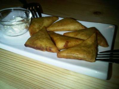 ร้านอาหาร REST-A-LONG ร้านอาหาร REST-A-LONG