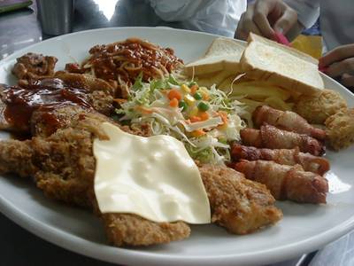 สเต็กสามย่าน ที่ ร้านอาหาร สเต็กสามย่าน (ทูเดย์ สเต็ก)