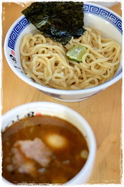 ร้านอาหาร Nidaime Tsujita - Ramen Champion
