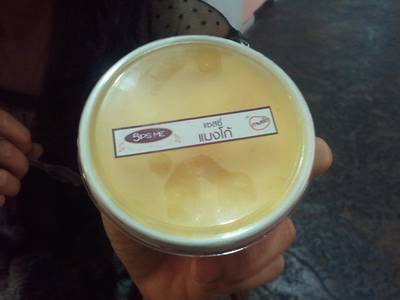 รสมะม่วงแบบไข่หมด กินแบบนี้แทนก็ได้ ^^ ที่ ร้านอาหาร I-maru
